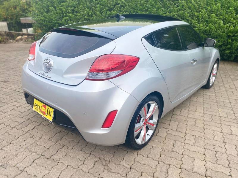 HYUNDAI - VELOSTER - 2012/2013 - Prata - R$ 62.990,00