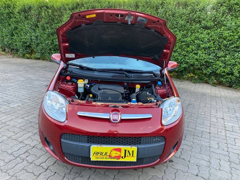 FIAT - PALIO - 2013/2014 - Vermelha - R$ 40.900,00