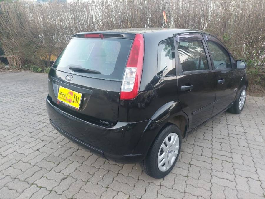 FORD - FIESTA - 2008/2009 - Preta - R$ 25.800,00