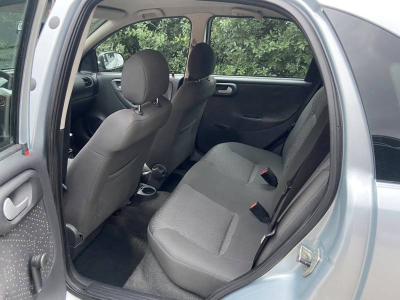 CHEVROLET - CORSA - 2008/2009 - Prata - R$ 29.800,00