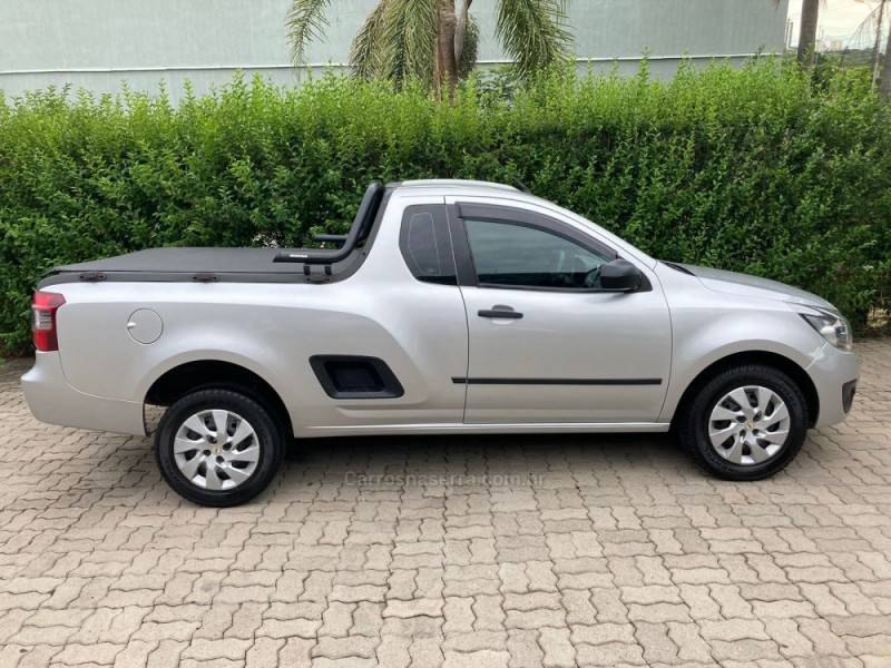 CHEVROLET - MONTANA - 2013/2013 - Prata - R$ 41.900,00