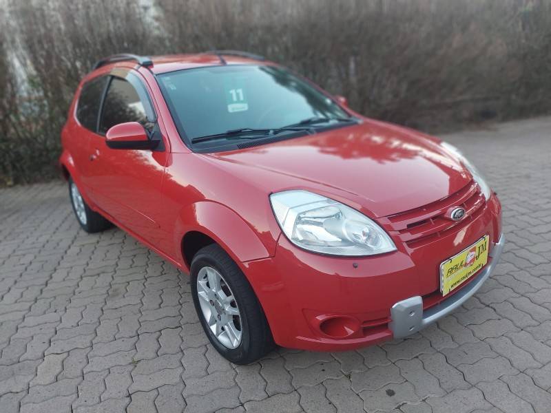 FORD - KA - 2010/2011 - Vermelha - R$ 26.900,00