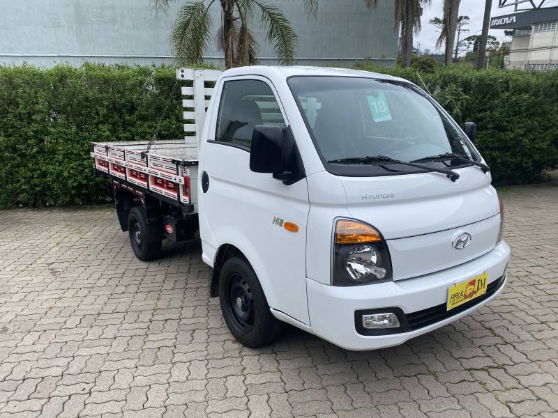 HYUNDAI - HR - 2017/2018 - Branca - R$ 118.900,00