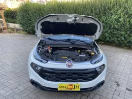 FIAT - TORO - 2016/2017 - Branca - R$ 84.850,00