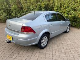 CHEVROLET - VECTRA - 2006/2007 - Prata - R$ 36.900,00