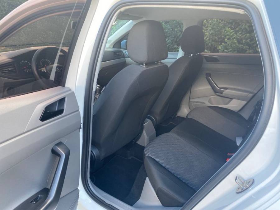 VOLKSWAGEN - POLO - 2018/2019 - Branca - R$ 68.900,00