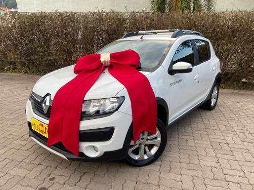 RENAULT - SANDERO - 2018/2018 - Branca - R$ 54.900,00