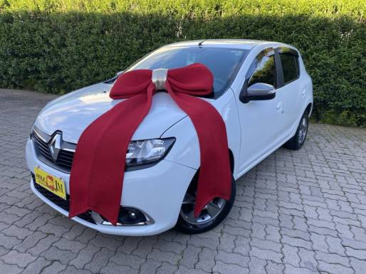 RENAULT - SANDERO - 2017/2018 - Branca - R$ 43.900,00