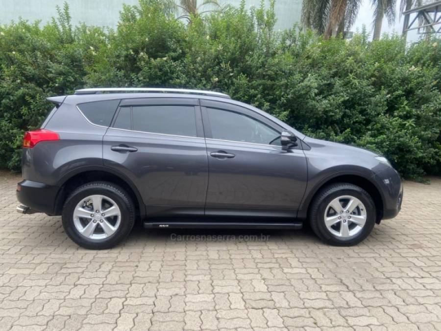 TOYOTA - RAV4 - 2014/2014 - Cinza - R$ 86.900,00