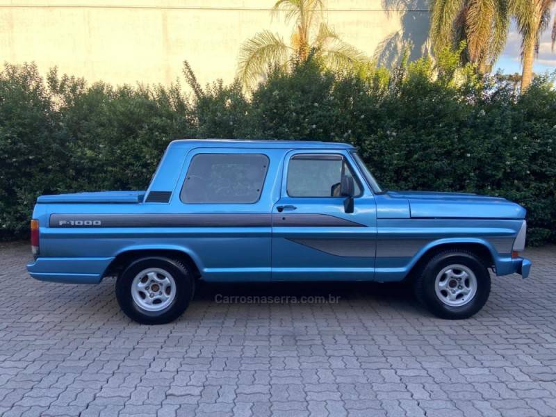 FORD - F-1000 - 1989/1989 - Prata - R$ 38.900,00