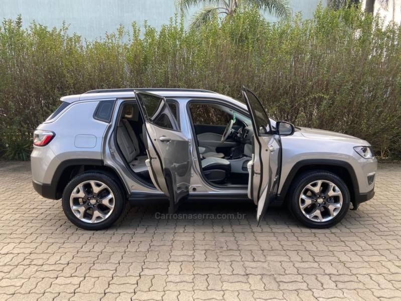 JEEP - COMPASS - 2018/2019 - Prata - R$ 102.900,00