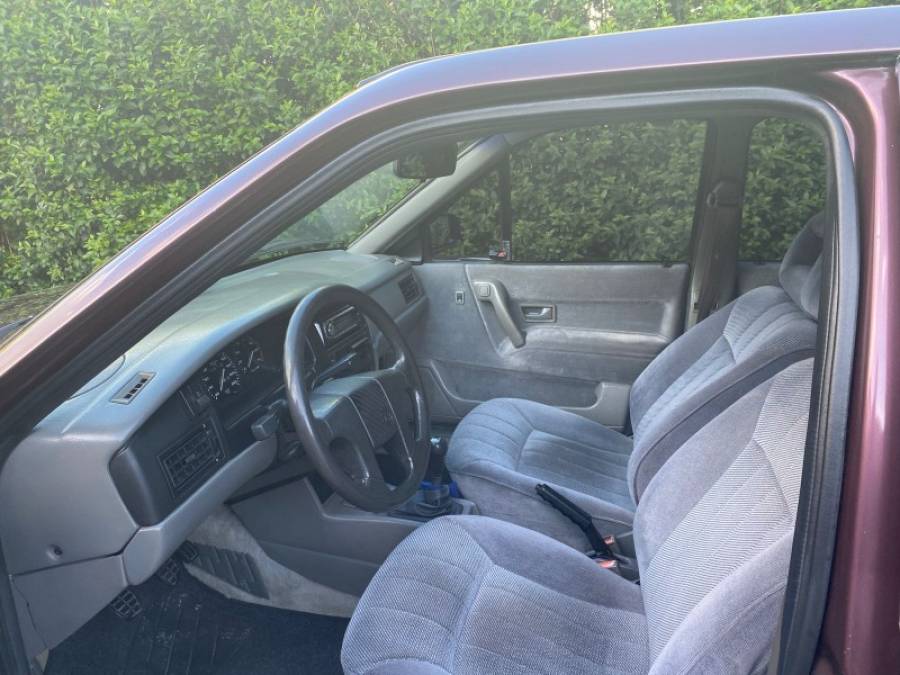 VOLKSWAGEN - SANTANA - 1994/1994 - Vermelha - R$ 22.900,00