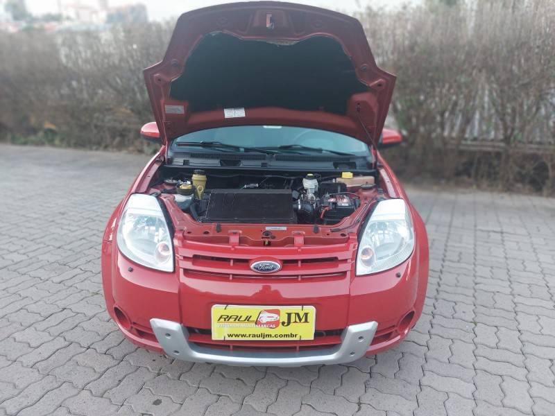 FORD - KA - 2010/2011 - Vermelha - R$ 26.900,00
