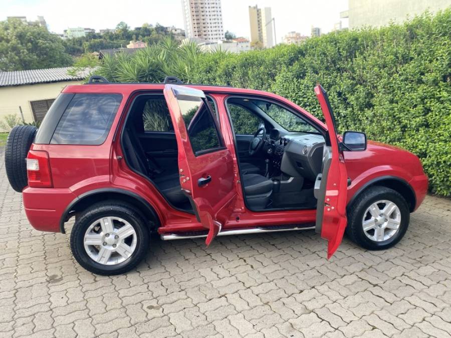 FORD - ECOSPORT - 2006/2007 - Vermelha - R$ 28.900,00