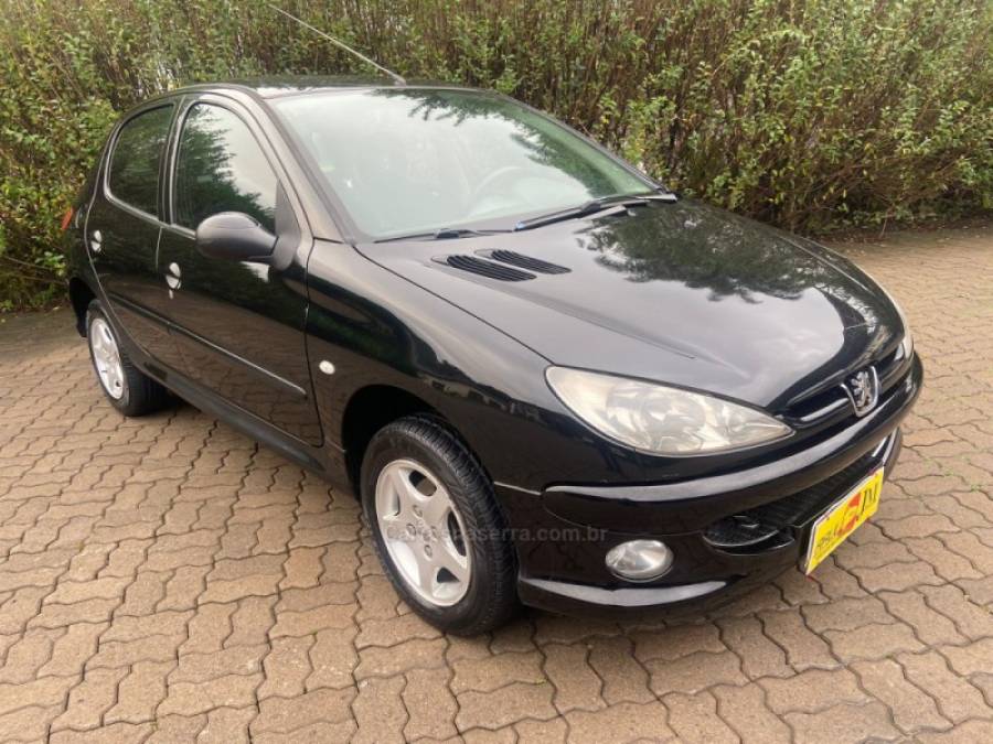 PEUGEOT - 206 - 2005/2005 - Preta - R$ 17.900,00