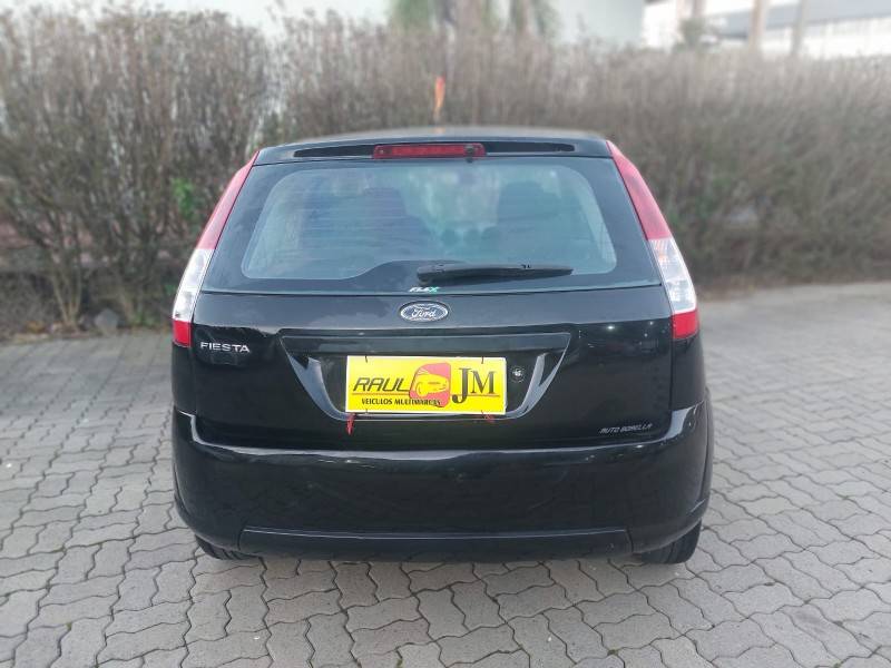 FORD - FIESTA - 2008/2009 - Preta - R$ 25.800,00
