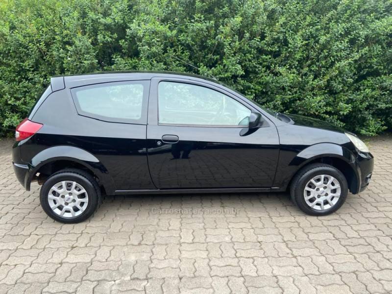 FORD - KA - 2010/2010 - Preta - R$ 19.900,00