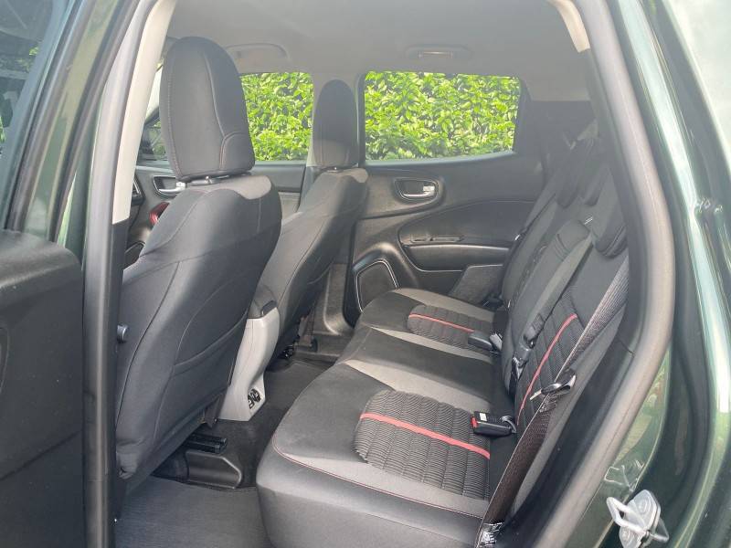 FIAT - TORO - 2016/2017 - Verde - R$ 87.900,00