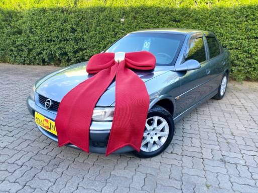 CHEVROLET - VECTRA - 2001/2001 - Cinza - R$ 26.900,00