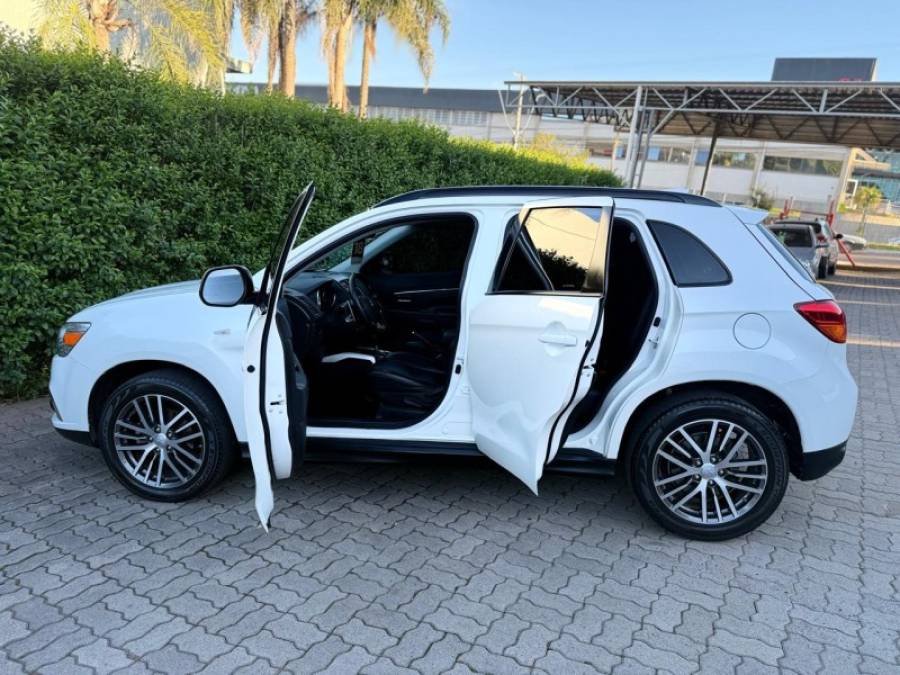 MITSUBISHI - ASX - 2018/2018 - Branca - R$ 87.900,00
