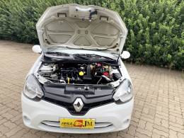 RENAULT - CLIO - 2015/2016 - Branca - R$ 33.900,00