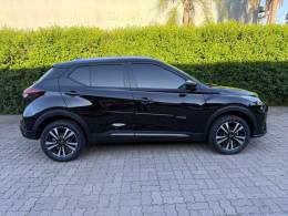 NISSAN - KICKS - 2022/2023 - Preta - R$ 103.900,00