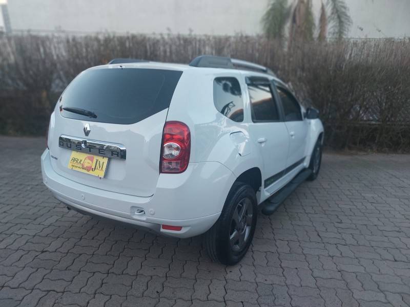 RENAULT - DUSTER - 2013/2014 - Branca - R$ 49.900,00