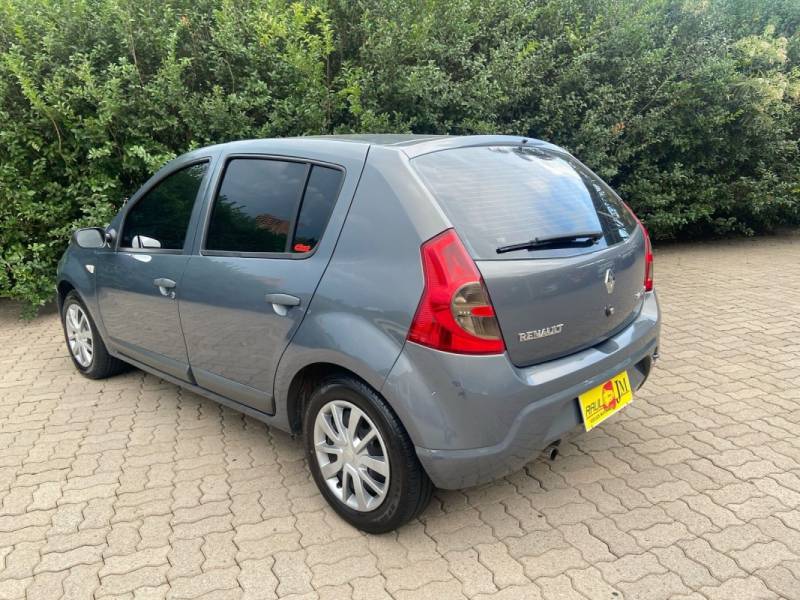 RENAULT - SANDERO - 2009/2009 - Cinza - R$ 27.900,00