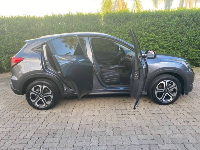 HONDA - HR-V - 2018/2018 - Cinza - R$ 100.900,00