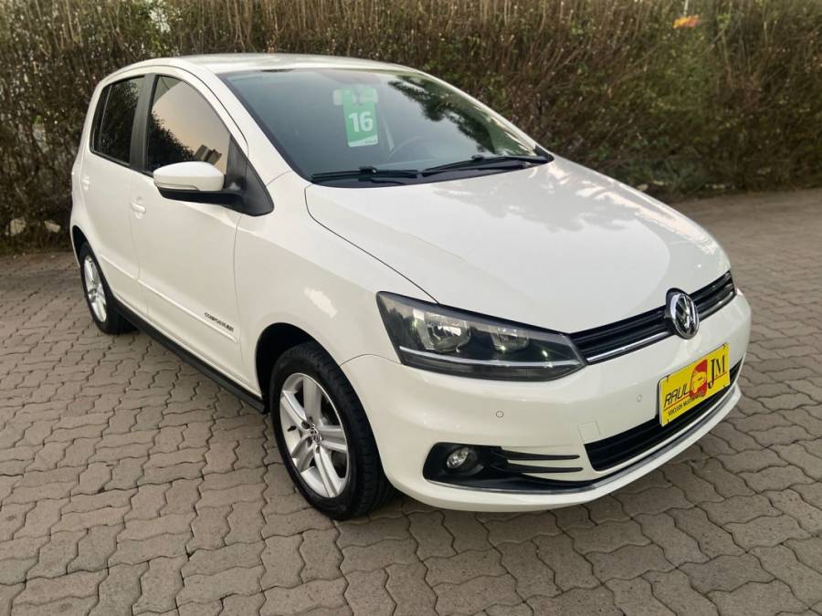 VOLKSWAGEN - FOX - 2016/2016 - Branca - R$ 49.900,00