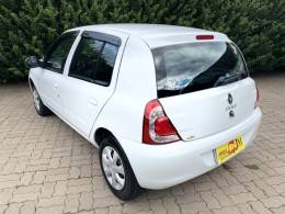 RENAULT - CLIO - 2015/2016 - Branca - R$ 33.900,00
