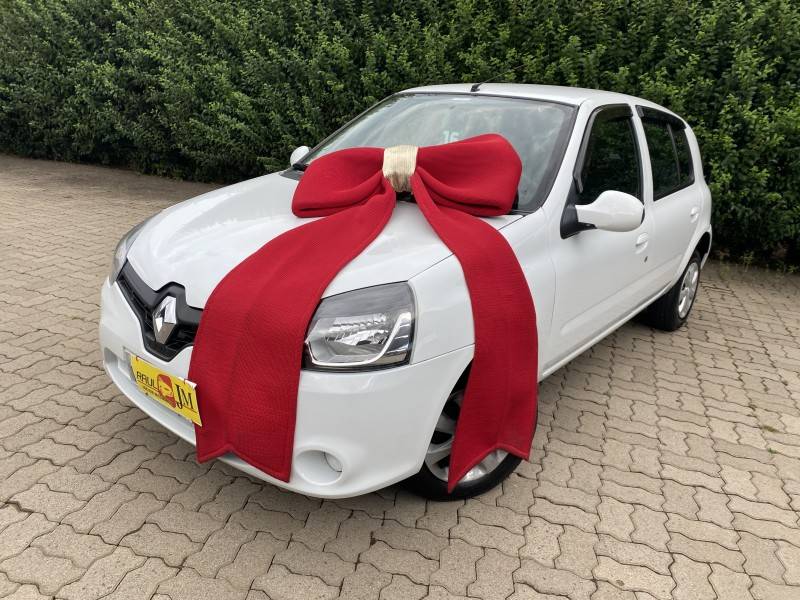 RENAULT - CLIO - 2015/2016 - Branca - R$ 33.900,00