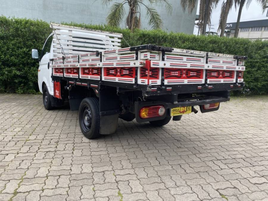 HYUNDAI - HR - 2017/2018 - Branca - R$ 118.900,00