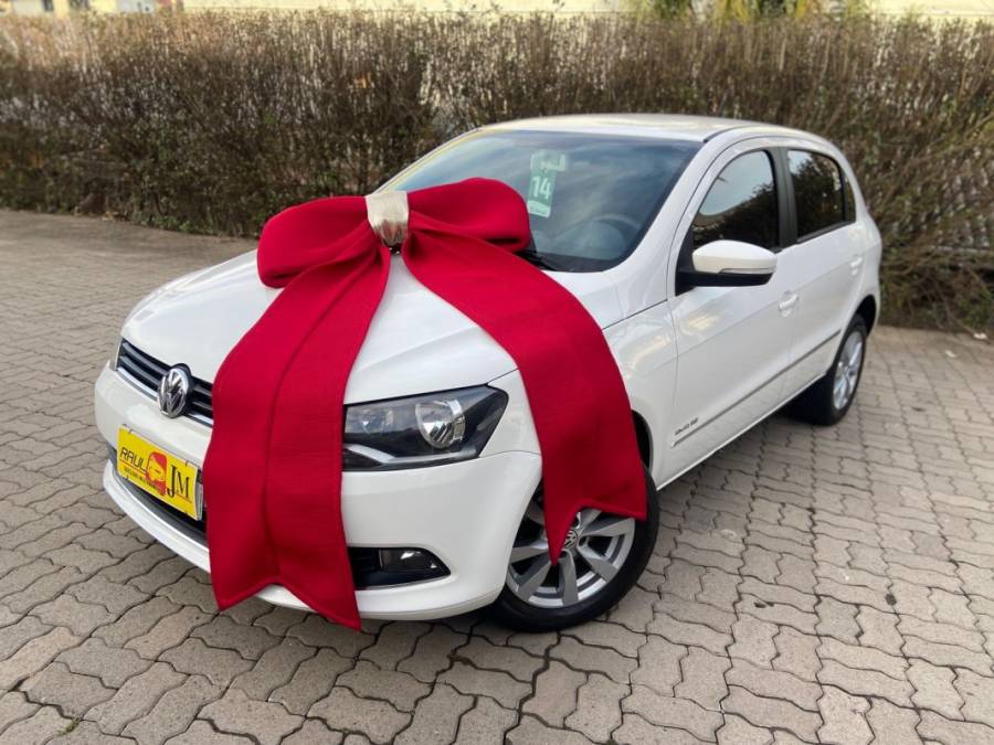 VOLKSWAGEN - GOL - 2013/2014 - Branca - R$ 43.900,00