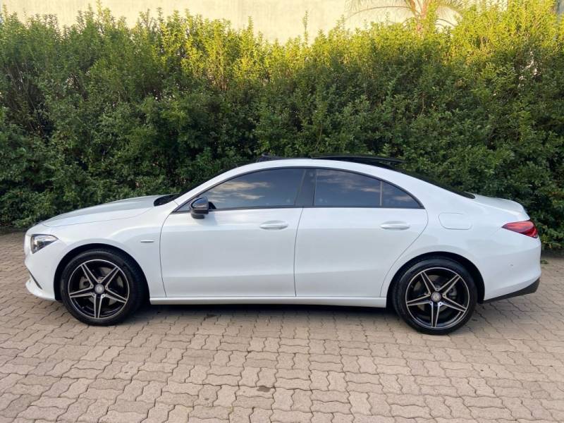 MERCEDES-BENZ - CLA 250 - 2022/2022 - Branca - R$ 289.900,00