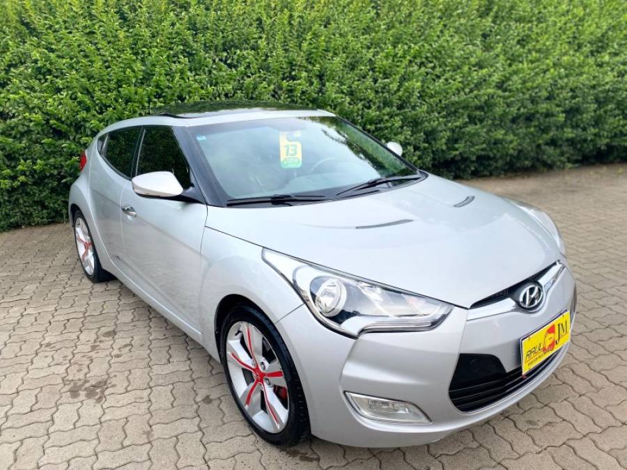 HYUNDAI - VELOSTER - 2012/2013 - Prata - R$ 62.990,00