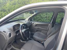 FORD - ECOSPORT - 2006/2007 - Prata - R$ 28.900,00