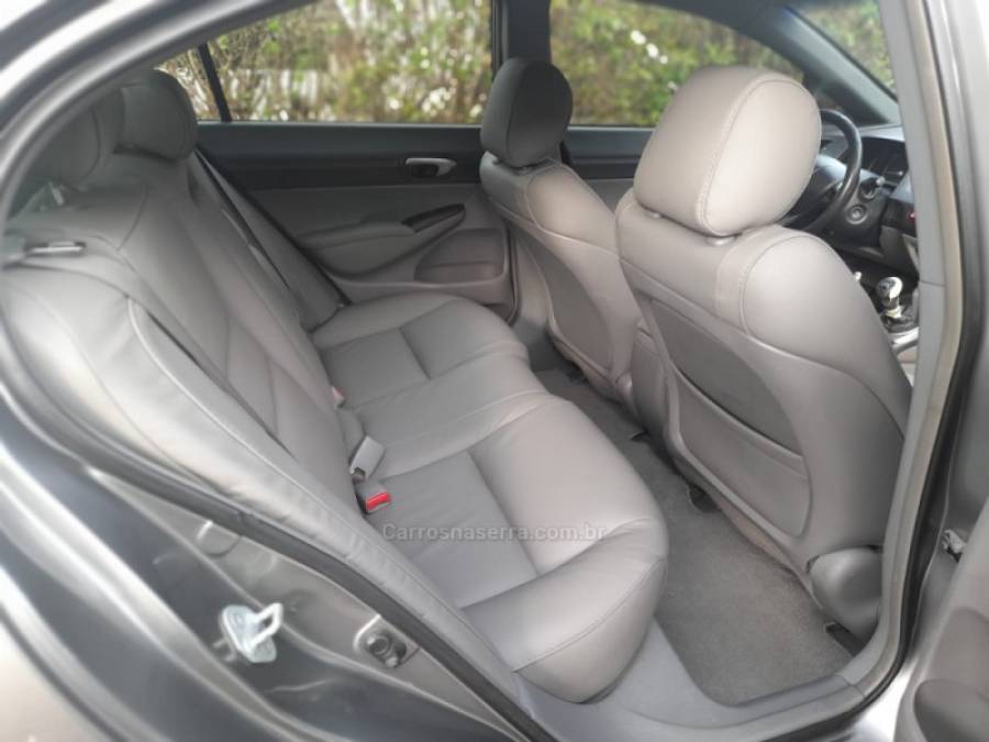 HONDA - CIVIC - 2007/2007 - Cinza - R$ 44.900,00