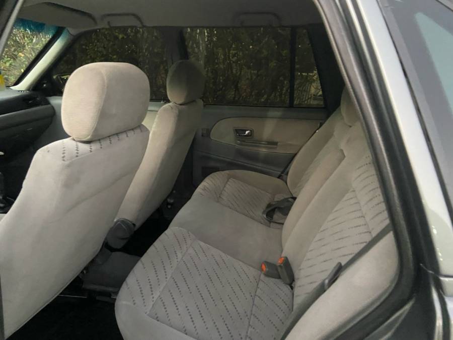 VOLKSWAGEN - SANTANA - 2002/2002 - Cinza - R$ 25.900,00