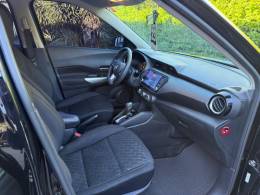 NISSAN - KICKS - 2022/2023 - Preta - R$ 103.900,00