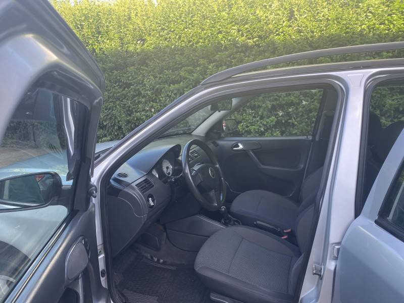 VOLKSWAGEN - PARATI - 2002/2003 - Prata - R$ 26.900,00