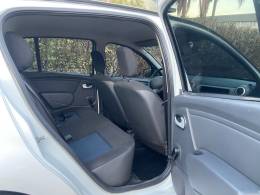 RENAULT - SANDERO - 2011/2011 - Branca - R$ 27.900,00
