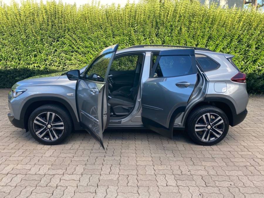 CHEVROLET - TRACKER - 2024/2025 - Prata - R$ 109.900,00