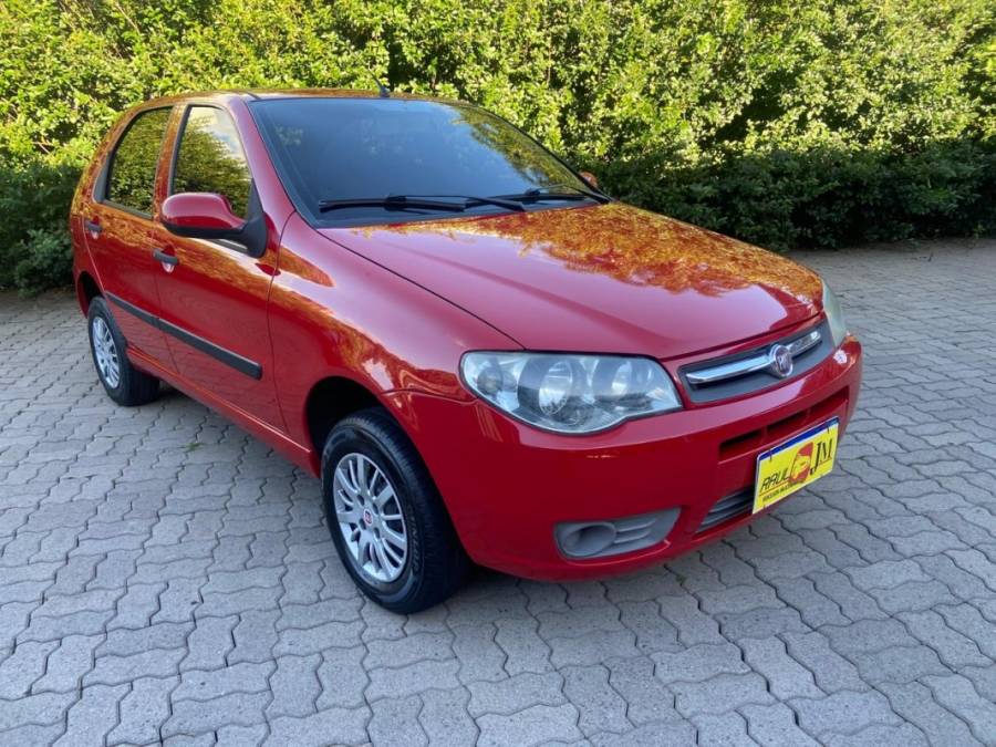 FIAT - PALIO - 2011/2012 - Vermelha - R$ 27.900,00