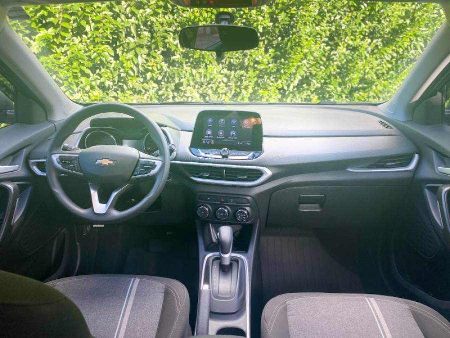 CHEVROLET - TRACKER - 2024/2025 - Prata - R$ 109.900,00