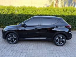 NISSAN - KICKS - 2022/2023 - Preta - R$ 103.900,00