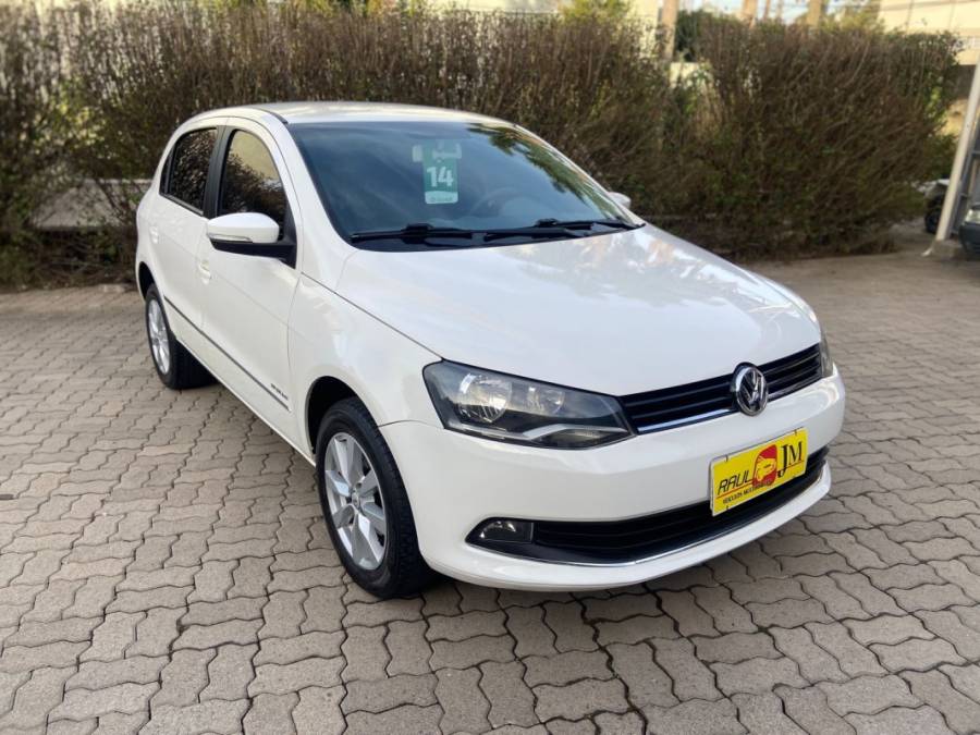VOLKSWAGEN - GOL - 2013/2014 - Branca - R$ 43.900,00