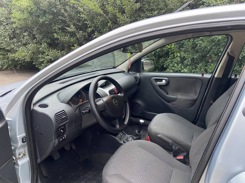 CHEVROLET - CORSA - 2008/2009 - Prata - R$ 29.800,00