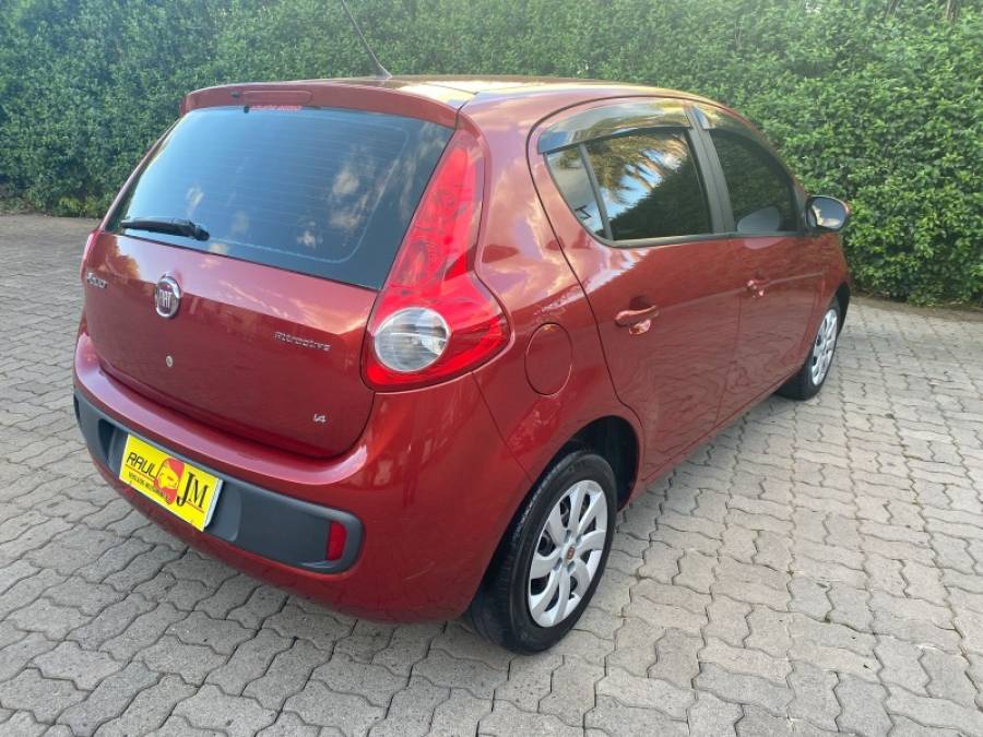 FIAT - PALIO - 2013/2014 - Vermelha - R$ 40.900,00