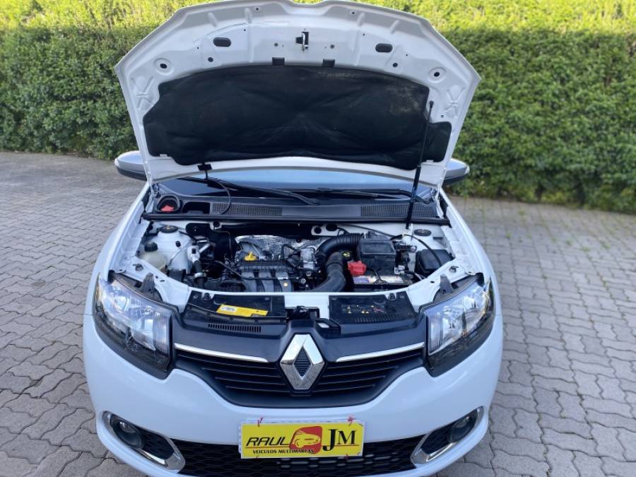 RENAULT - SANDERO - 2017/2018 - Branca - R$ 43.900,00